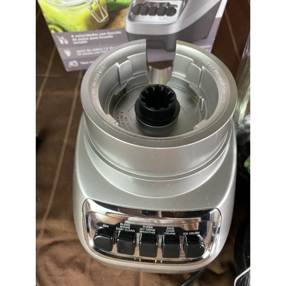 Black & Decker Power Crush 6 Cup Multifunction Blender 700W 4 Speed & Pulse